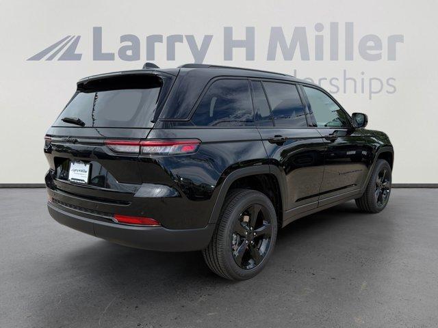 new 2025 Jeep Grand Cherokee car, priced at $39,628