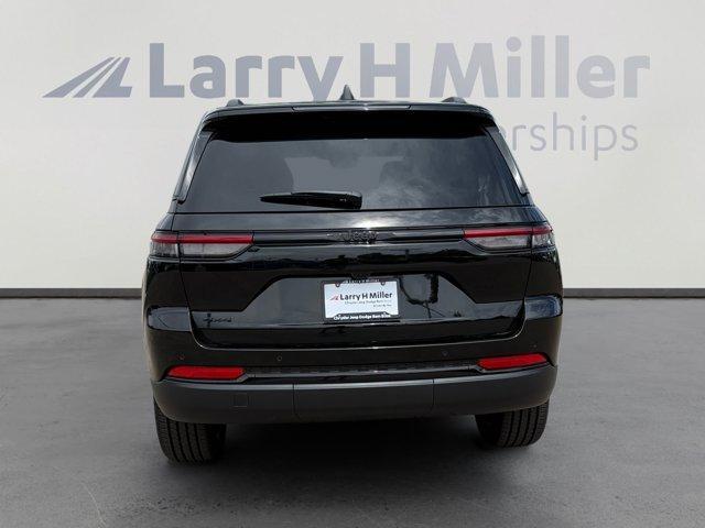 new 2025 Jeep Grand Cherokee car, priced at $39,628