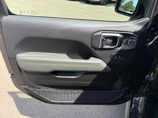 new 2026 Jeep Gladiator car, priced at $55,229