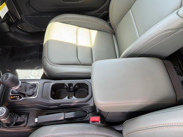 new 2026 Jeep Gladiator car, priced at $55,229