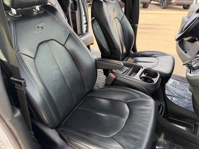 used 2018 Chrysler Pacifica car, priced at $10,731