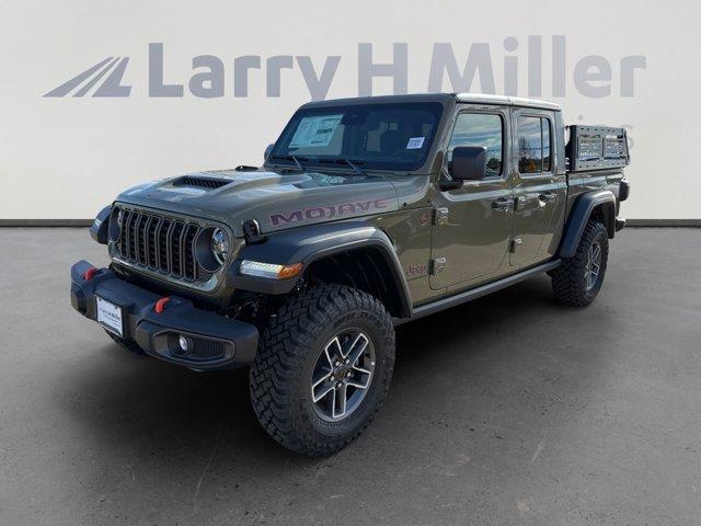 new 2025 Jeep Gladiator car, priced at $48,181
