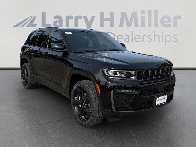 new 2026 Jeep Grand Cherokee car, priced at $43,738