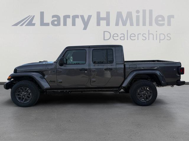 new 2026 Jeep Gladiator car, priced at $43,958