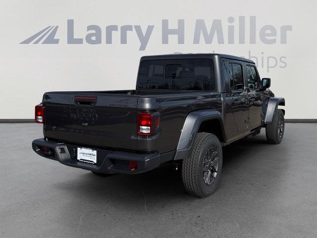 new 2026 Jeep Gladiator car, priced at $43,958