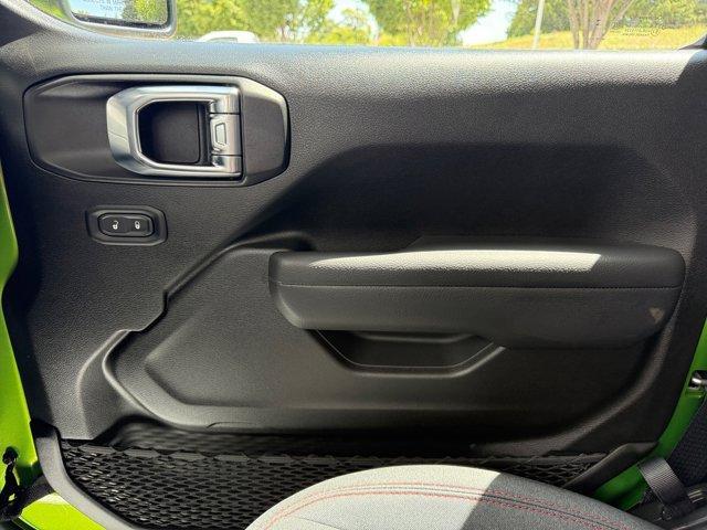 new 2025 Jeep Gladiator car, priced at $46,410