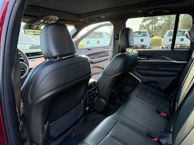 new 2026 Jeep Grand Cherokee car, priced at $45,909