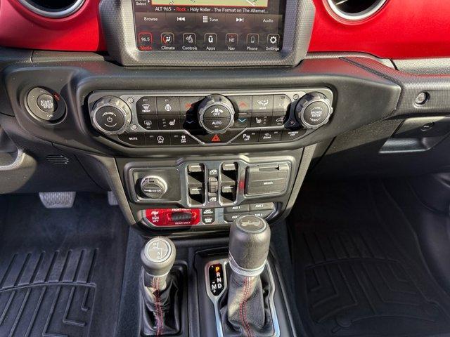 used 2022 Jeep Wrangler Unlimited car, priced at $39,304