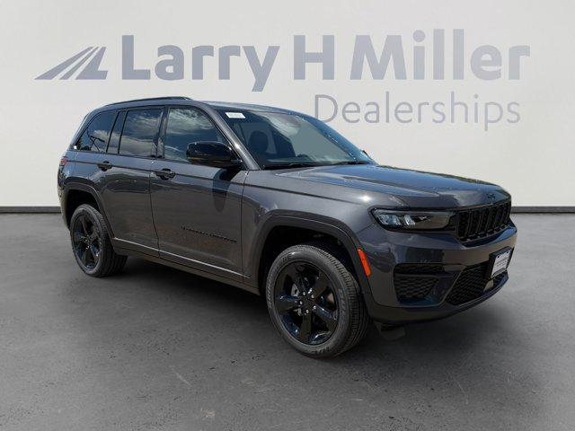 new 2025 Jeep Grand Cherokee car, priced at $39,628