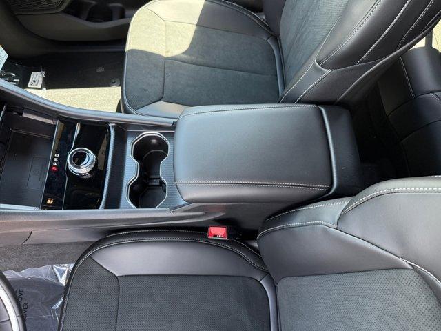 new 2025 Jeep Grand Cherokee car, priced at $39,628