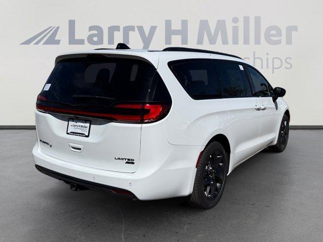 new 2026 Chrysler Pacifica car, priced at $55,781