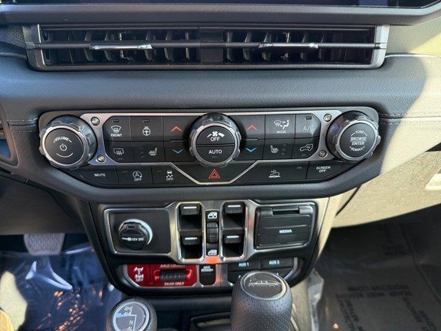new 2026 Jeep Gladiator car, priced at $51,022