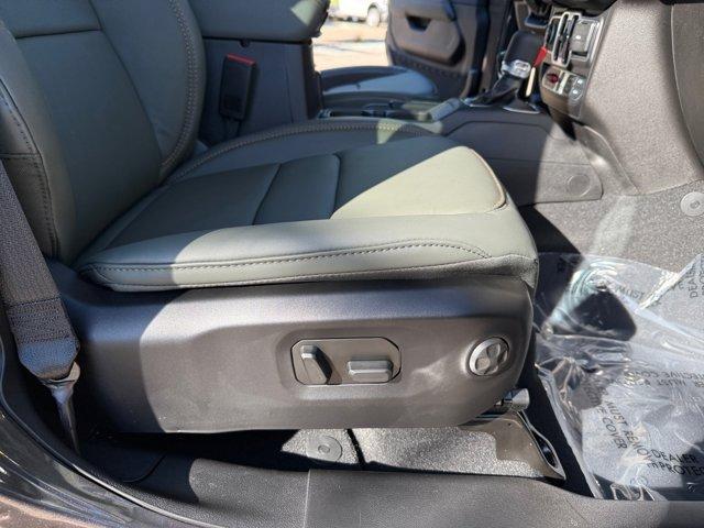 new 2026 Jeep Gladiator car, priced at $51,022
