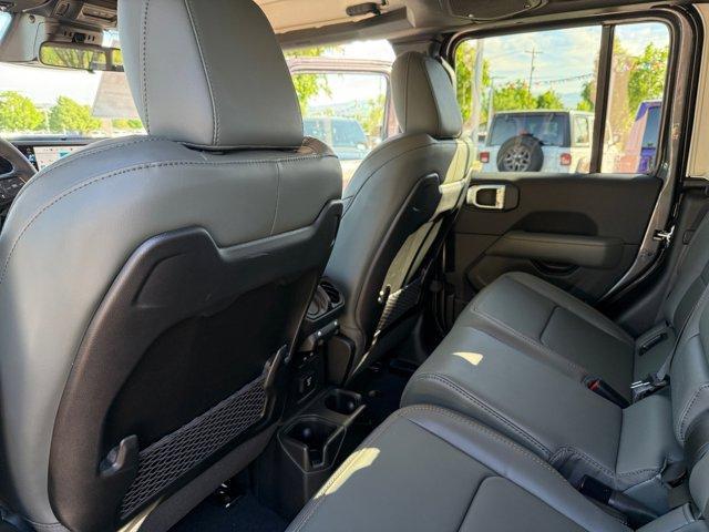 new 2026 Jeep Gladiator car, priced at $51,022