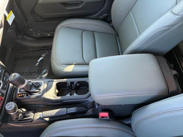 new 2026 Jeep Gladiator car, priced at $51,022