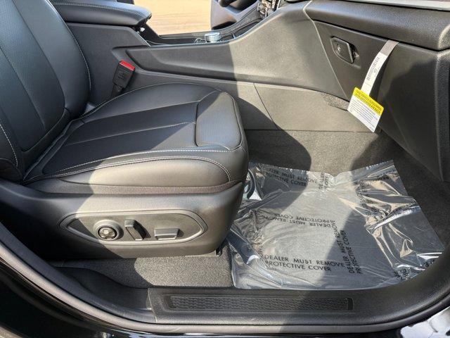 new 2025 Jeep Grand Cherokee car, priced at $53,955