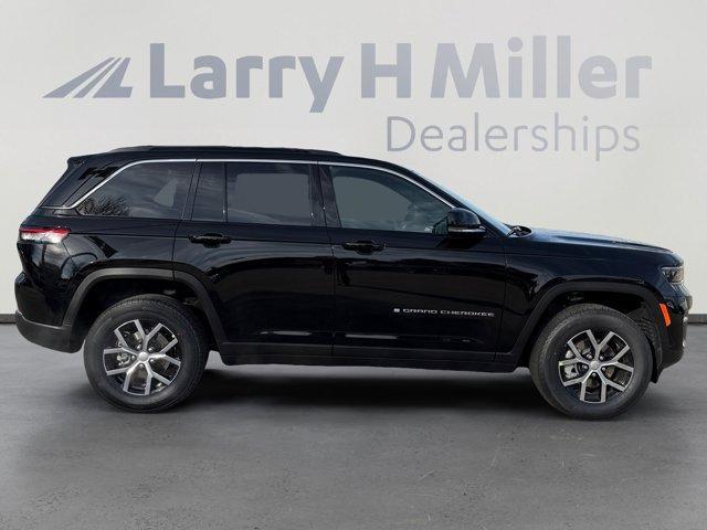 new 2025 Jeep Grand Cherokee car, priced at $53,955