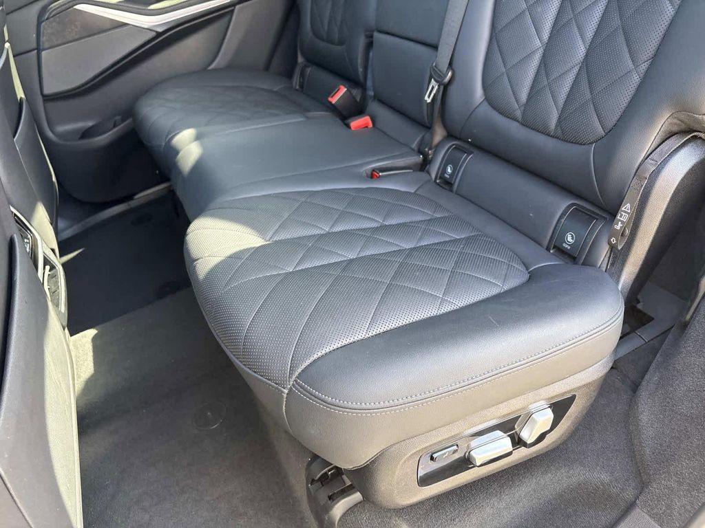 used 2023 BMW X7 car, priced at $58,973