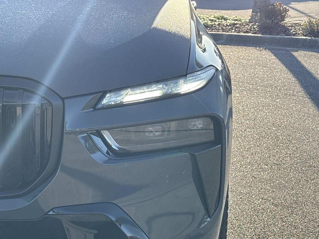 new 2026 BMW X7 car, priced at $104,835