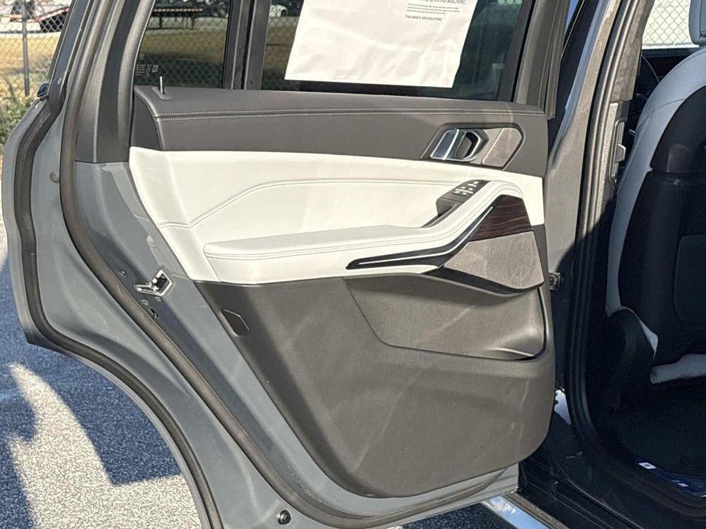 new 2026 BMW X7 car, priced at $104,835
