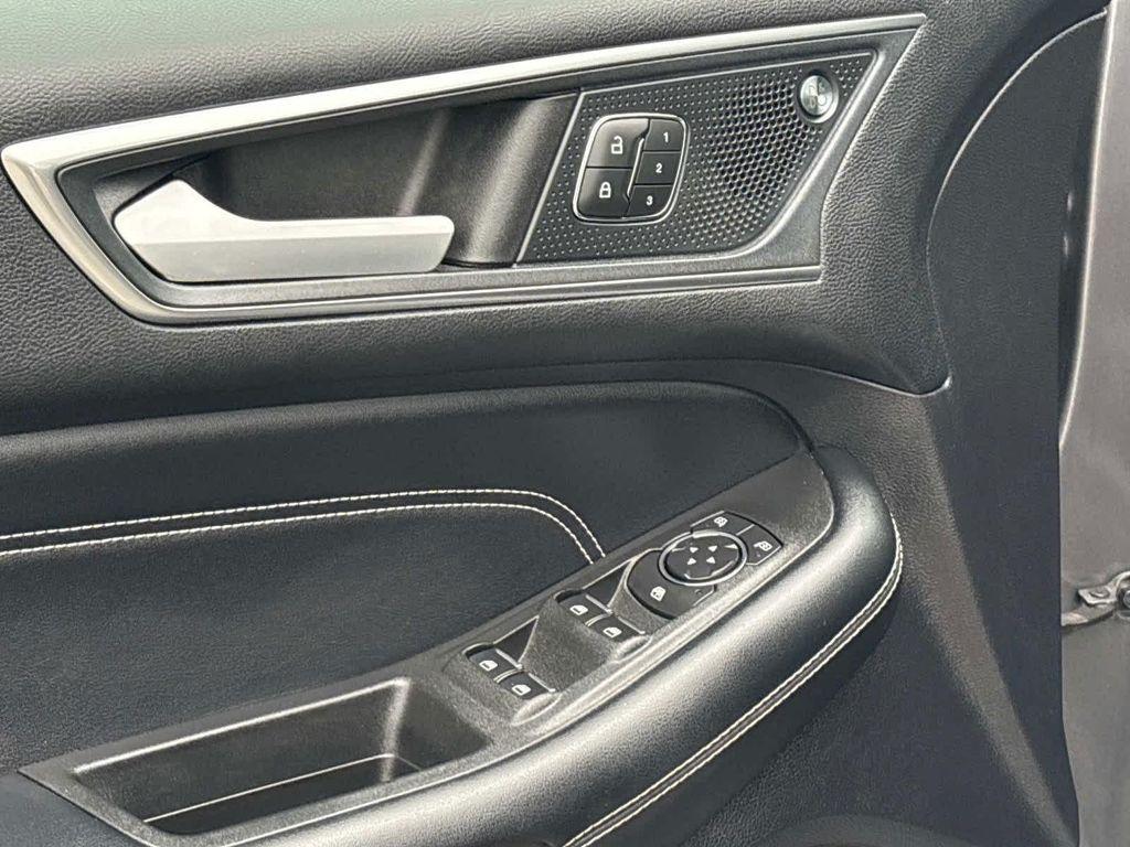 used 2022 Ford Edge car, priced at $26,971