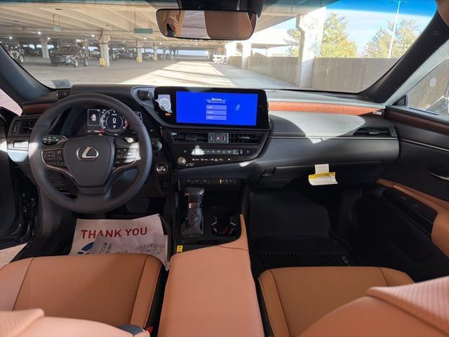 new 2025 Lexus ES 350 car, priced at $54,300