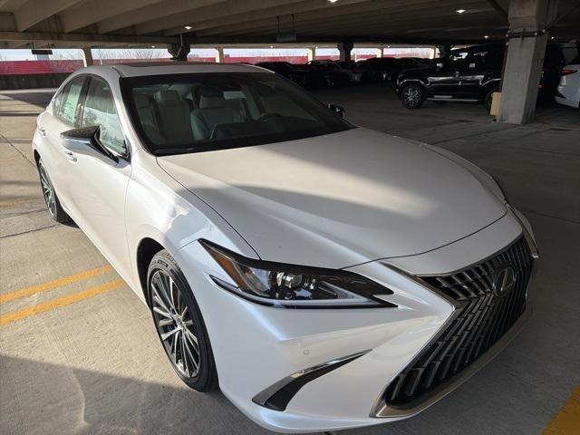 new 2025 Lexus ES 350 car, priced at $48,344