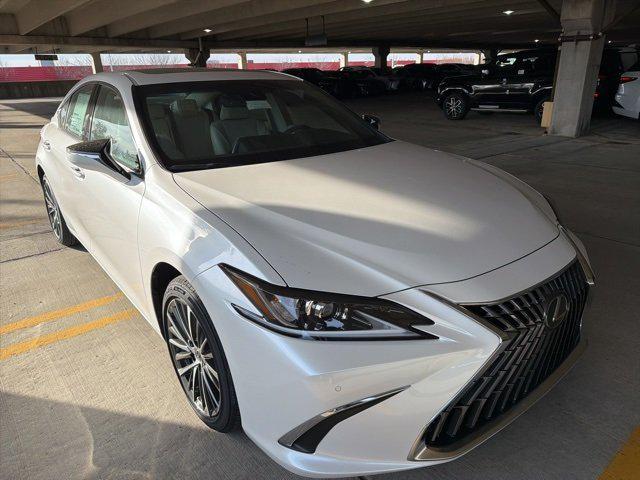 new 2025 Lexus ES 350 car, priced at $48,344