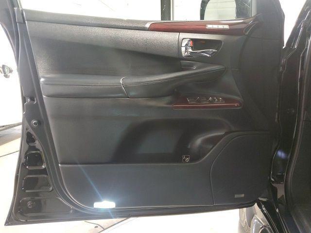 used 2015 Lexus LX 570 car, priced at $30,998