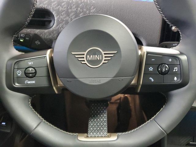 used 2025 MINI Hardtop car, priced at $28,998