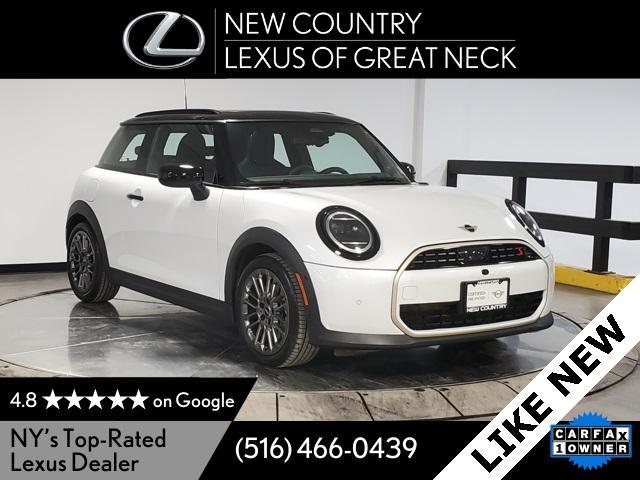 used 2025 MINI Hardtop car, priced at $28,998