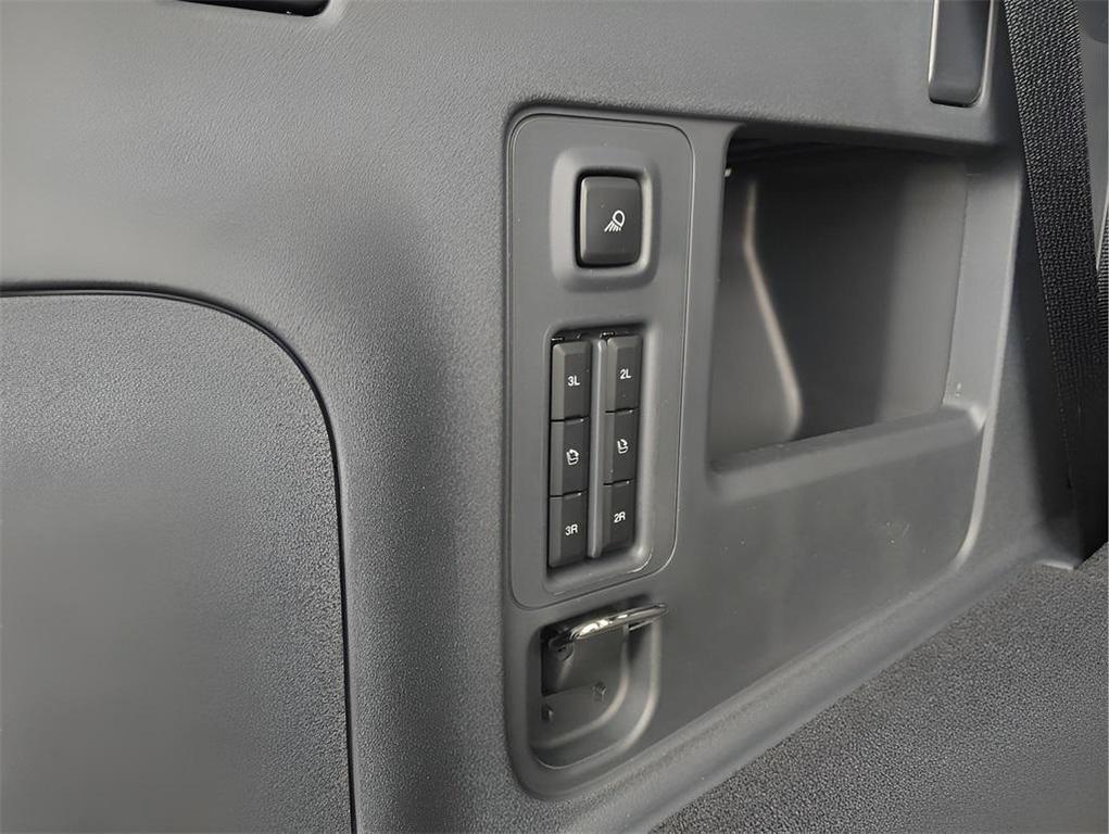 new 2026 Ford Expedition car, priced at $85,235