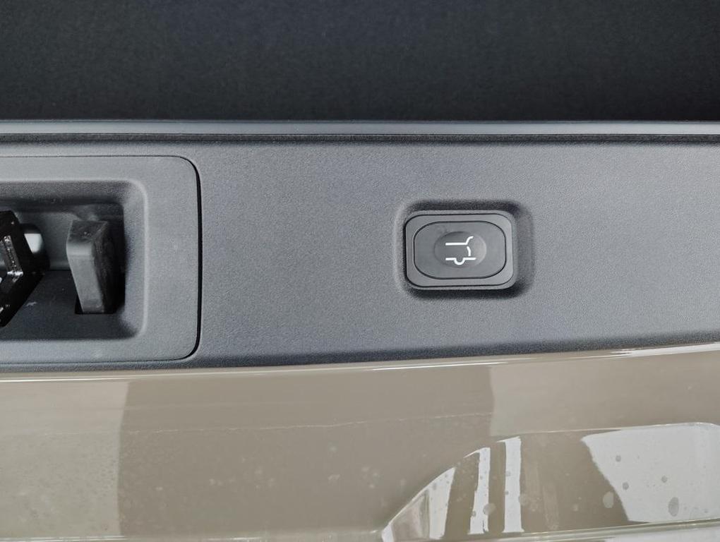 new 2026 Ford Expedition car, priced at $85,235