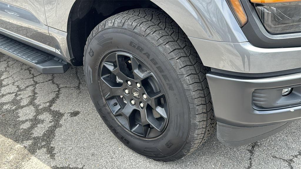 new 2025 Ford F-150 car, priced at $52,814