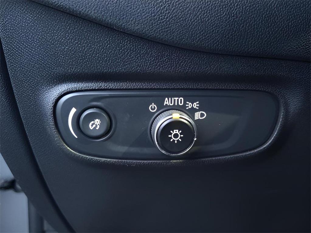 used 2024 Chevrolet Equinox car, priced at $24,995