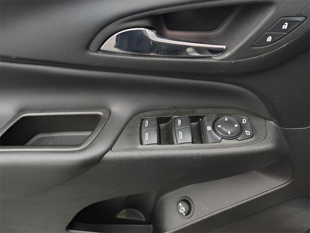 used 2024 Chevrolet Equinox car, priced at $24,995
