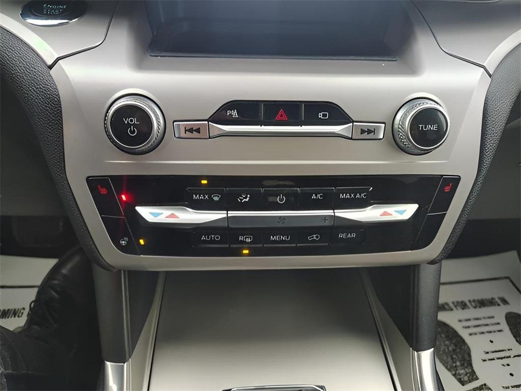 used 2022 Ford Explorer car, priced at $28,995