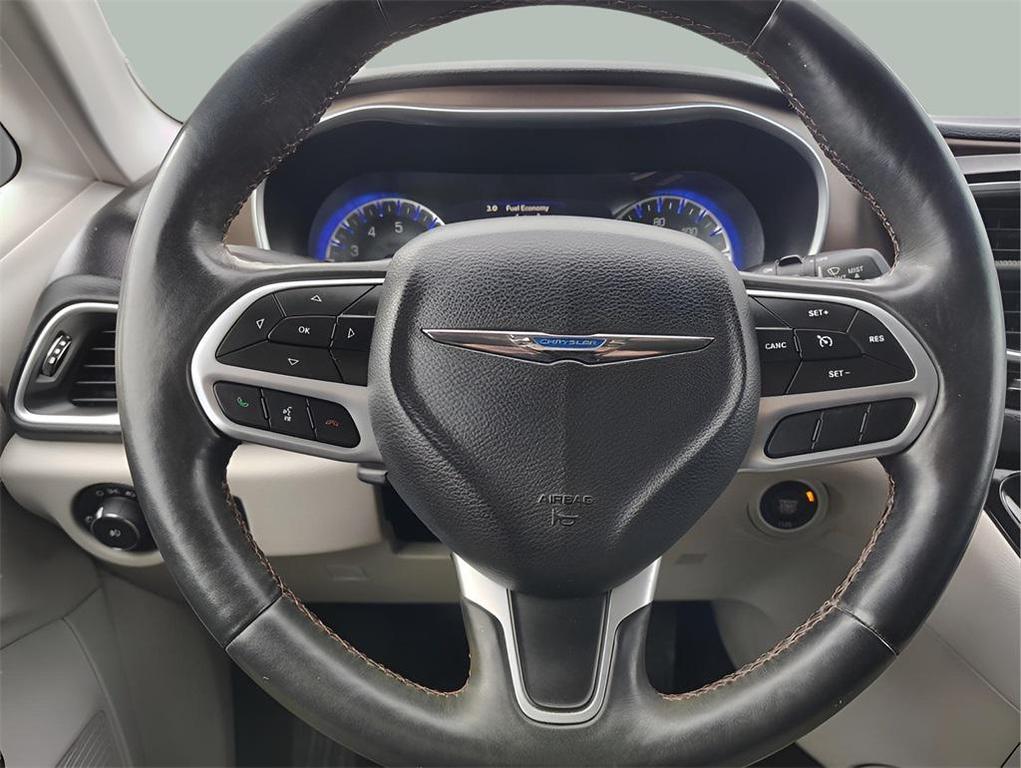 used 2018 Chrysler Pacifica car, priced at $14,995