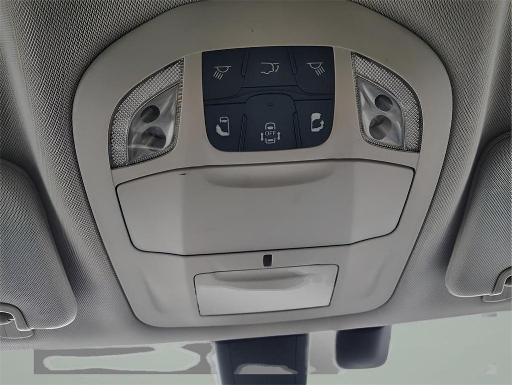 used 2018 Chrysler Pacifica car, priced at $14,995