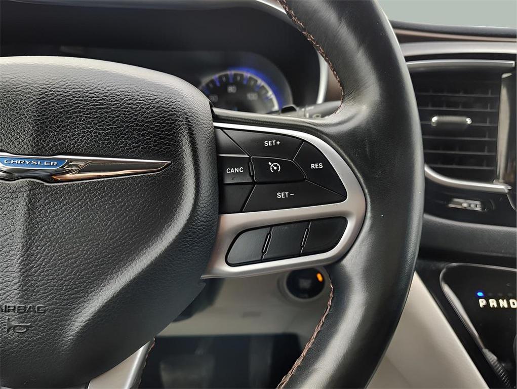 used 2018 Chrysler Pacifica car, priced at $14,995