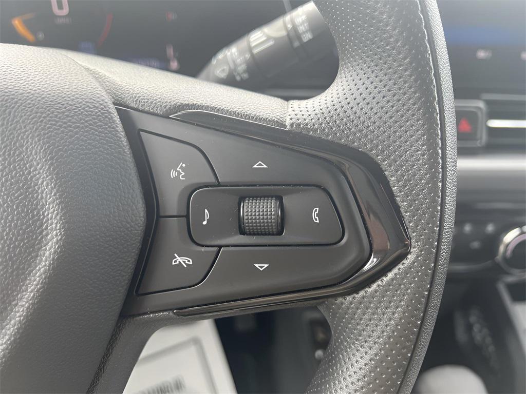 used 2025 Chevrolet TrailBlazer car, priced at $23,995