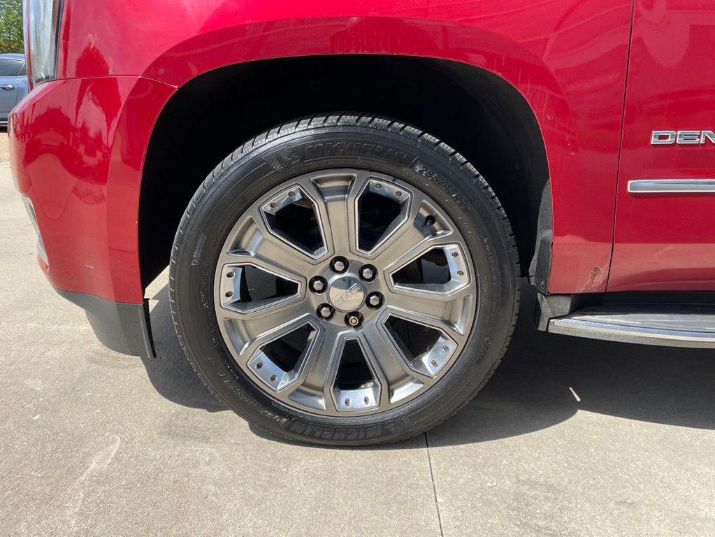used 2015 GMC Yukon car, priced at $22,595