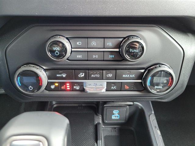 new 2025 Ford Bronco car, priced at $54,421