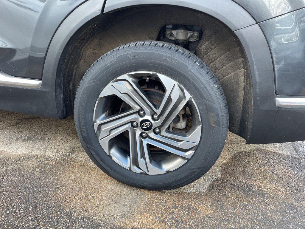 used 2022 Hyundai Santa Fe car, priced at $22,000