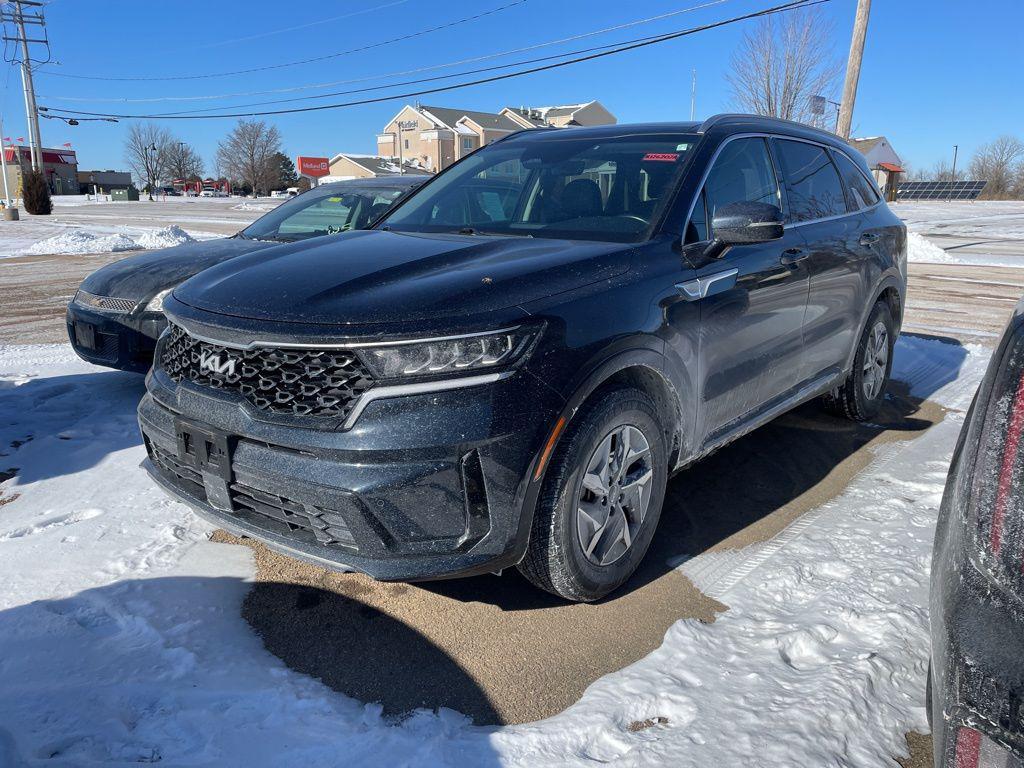 used 2022 Kia Sorento Hybrid car, priced at $18,999