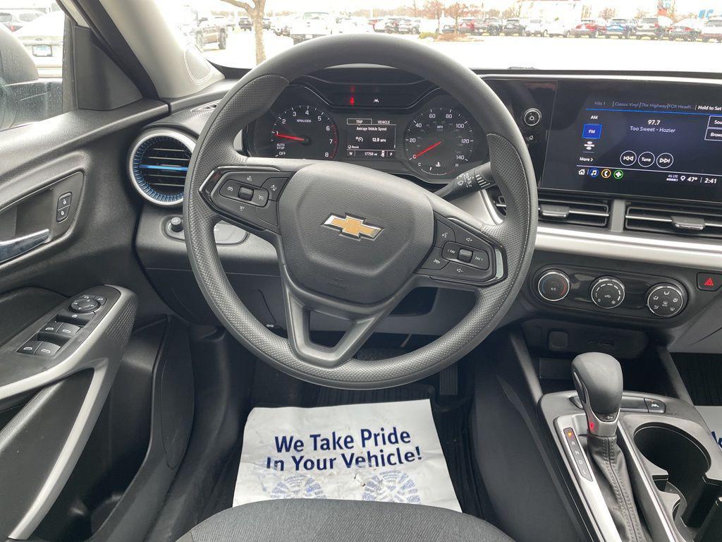 used 2024 Chevrolet Trax car, priced at $21,547
