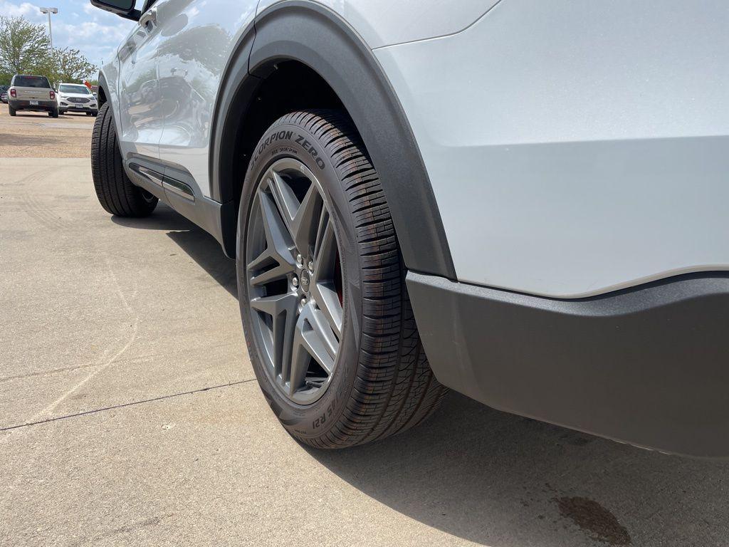 new 2026 Ford Explorer car, priced at $60,766