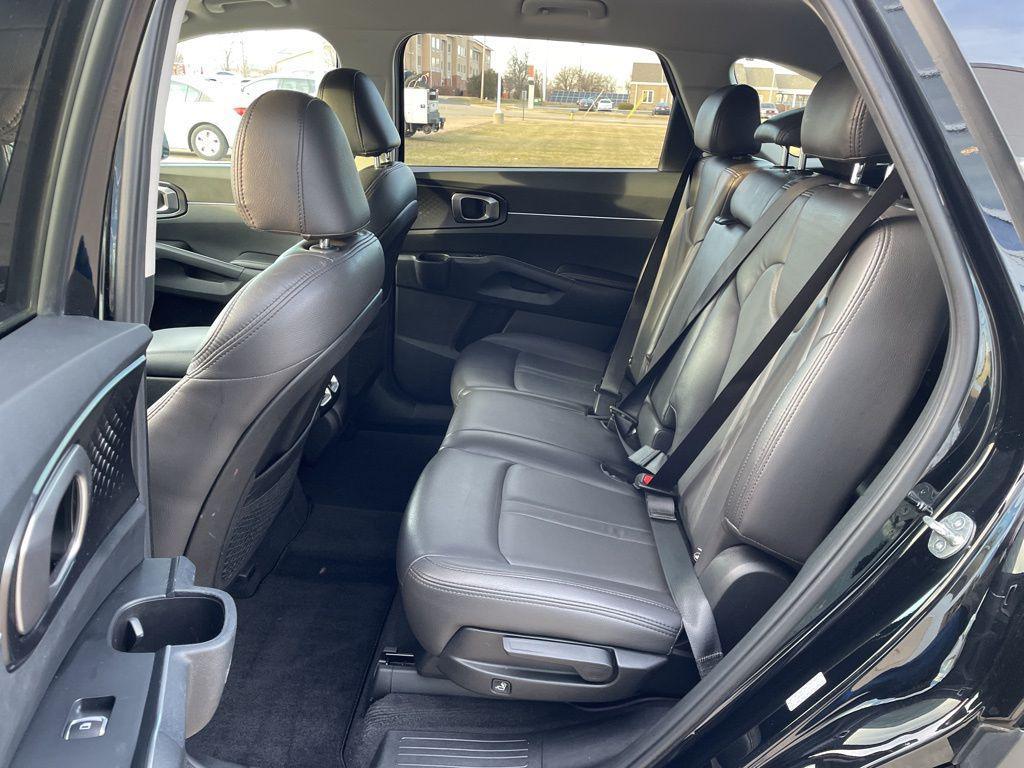used 2023 Kia Sorento car, priced at $18,834