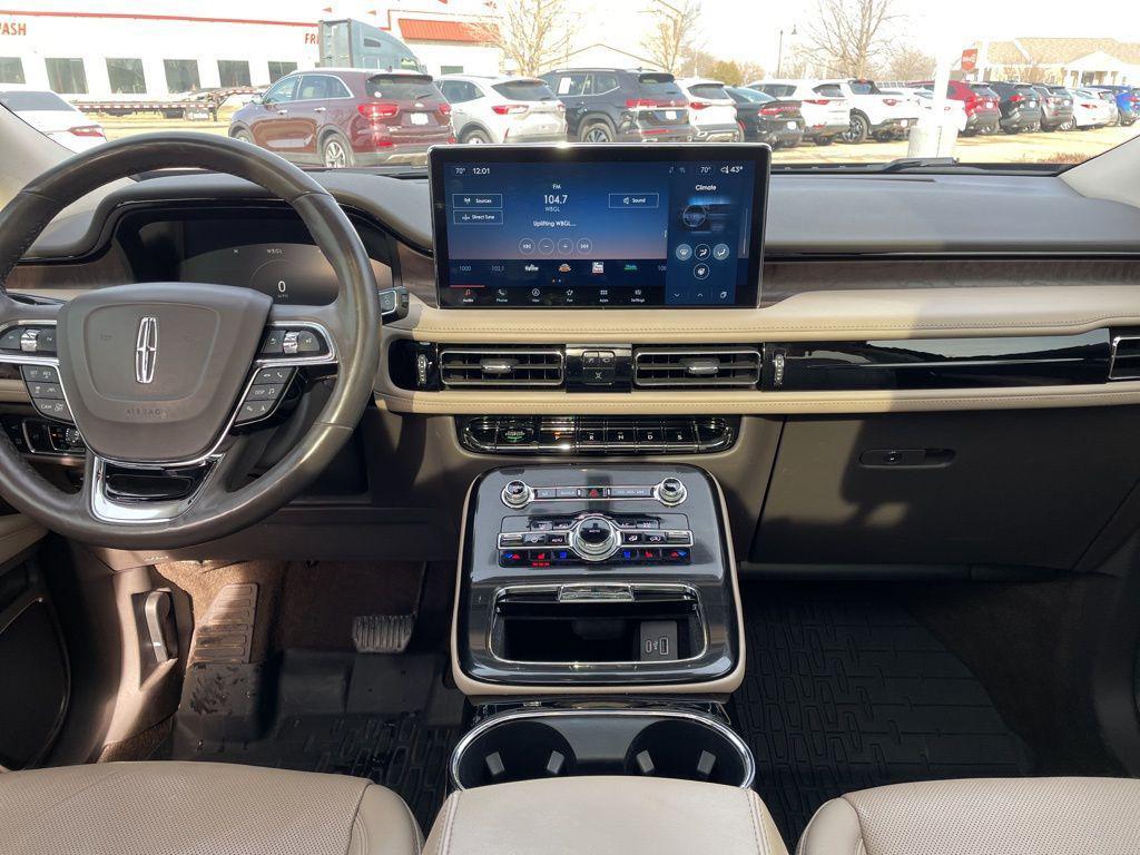 used 2022 Lincoln Nautilus car, priced at $28,691