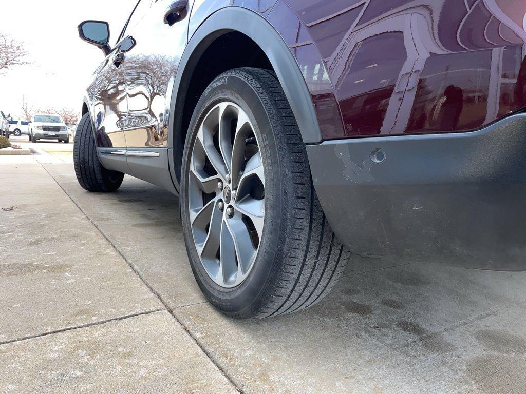 used 2022 Lincoln Nautilus car, priced at $28,691